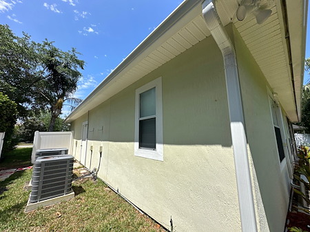 Gutter Whitening Explained: What Those ‘Tiger Stripes’ Are and How to Remove Them